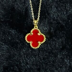 Elegant Red Clover Pendant Necklace in 14k Gold Plated over Brass NEW